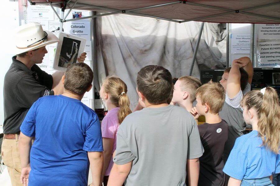 Scottsville, KY: Learning about how capillary action helps cave formations grow